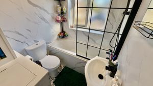 Photo 19- click for photo gallery